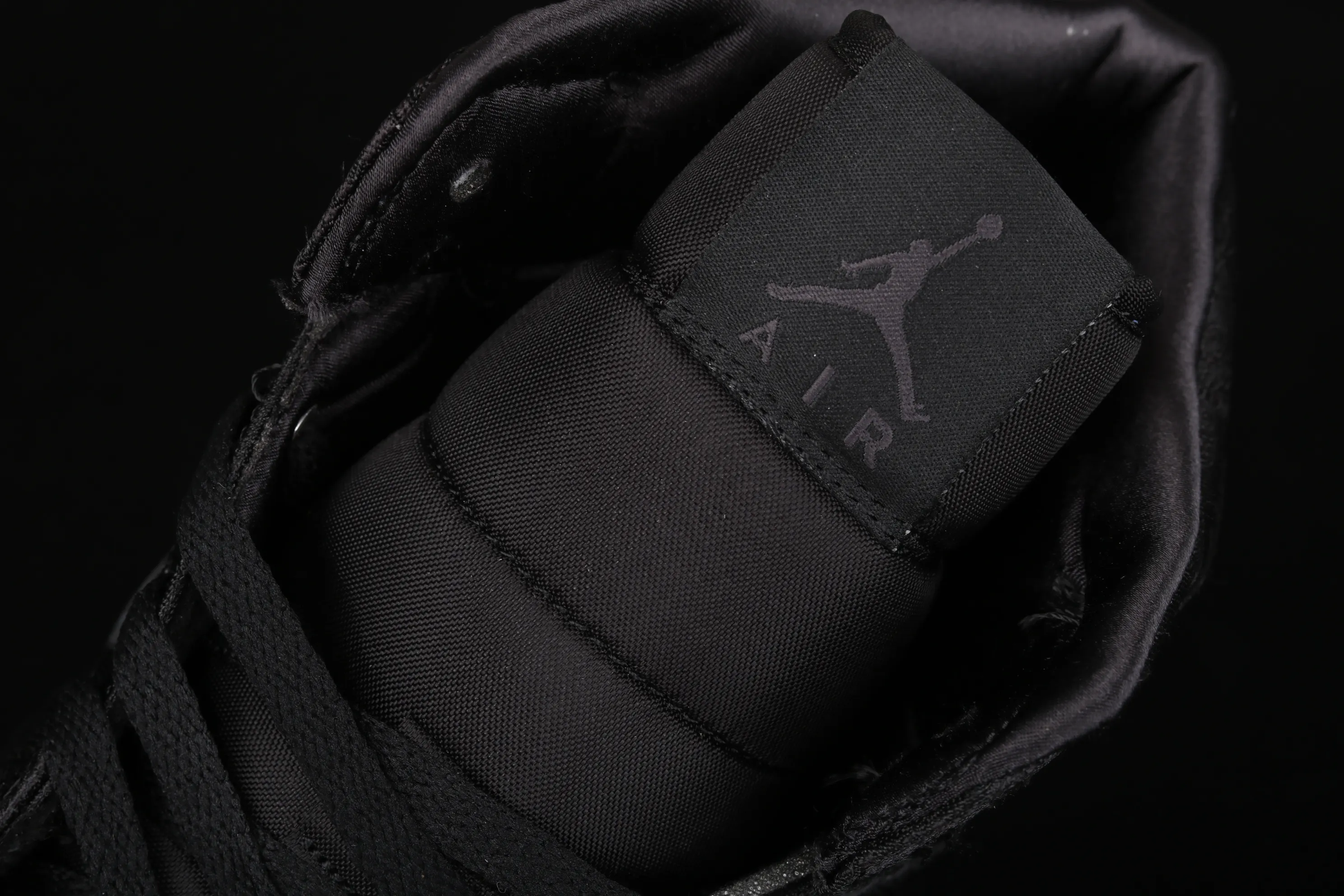 All categories Air Jordan Jordan series basketball shoes Air Jordan 1 Mid CLOT x Air Jordan 1 Mid "Fearless" AJ1 Joe 1 mid-top distressed black silk CU2804-002